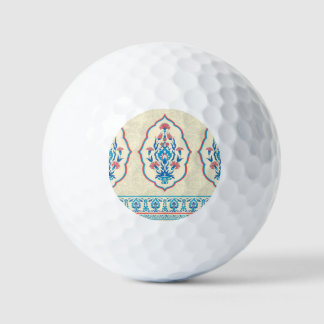 Ethnisch-florale Stoffe: Nahtlose Eleganz Golfball