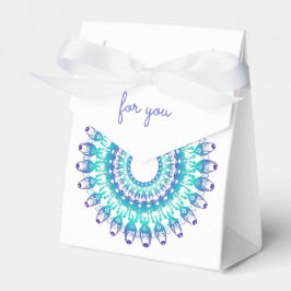 Ethnisch florale Türkis Mandala. Geschenkschachtel