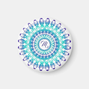 Ethnische aquamarine Mandala. Monogrammm. Magnet