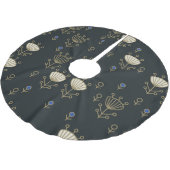 Ethnische Blume: Vintages Zierdesign Polyester Weihnachtsbaumdecke (Schrägansicht)