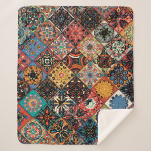 Ethnische Blütenmandala nahtlos Muster. Farblich Sherpadecke