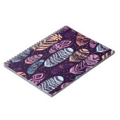 Ethnische Federn: Schwarzweißmuster Notizblock (Linke Seite)