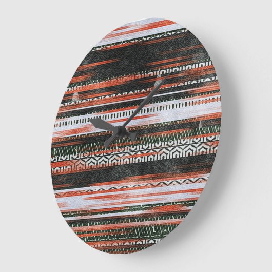 Ethnische Stammesstreifen: Teppichdesign. Große Wanduhr (Winkel)