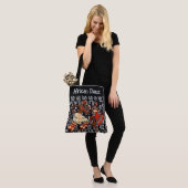 Ethnischer afrikanischer Tänzer mit Pattern-Hinter Tasche (Am Model)