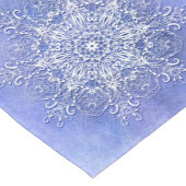 Ethnischer Blumenmandala. Kurzer Tischläufer (Ecke)