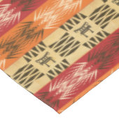 ethnisches afrikanisches Muster mit simbols. Tischdecke (Schrägansicht)