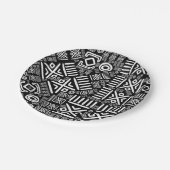 Ethnisches afrikanisches Muster Schwarzweiss-#6 Pappteller (Schrägansicht)