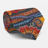 Ethnisches Boho Farbpattern Rot Blau & Gold Krawatte (Gerollt)