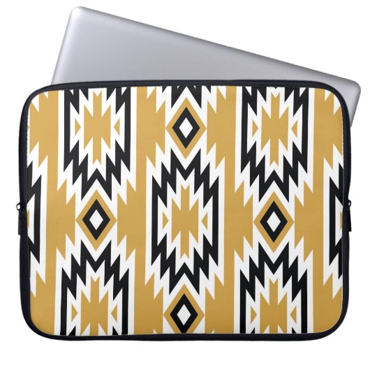 Ethnisches Boho: Vintages geometrisches Muster. Laptopschutzhülle (Vorderseite)