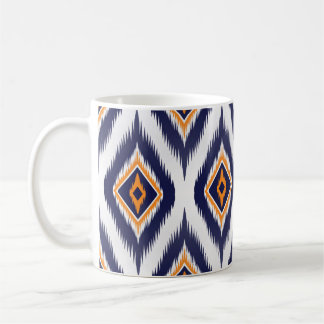 Ethnisches Stammesmotiv: Ikat-Muster. Kaffeetasse