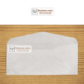 Etikett der braunen Text-Rücksendeadresse