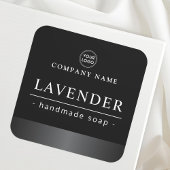 Etikett für das schwarze Logo auf grauem Satin Quadratischer Aufkleber