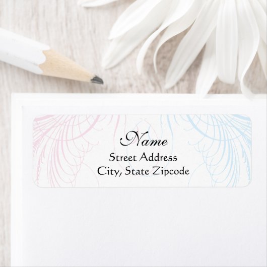 Etikett mit rosa und blauer Rücksendeadresse (Insitu)