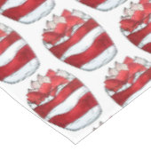 Eton Mess Strawberry Meringue UK British Dessert Tischdecke (Schrägansicht)