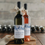 Etwas Blau, bevor ich florales Brautparty mache Weinetikett<br><div class="desc">Dies sind etwas Blau,  bevor ich tue trosty Blue Floral Blume Brautparty Bevorzugen Wein Labels!</div>