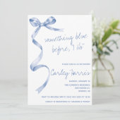 Etwas Blau bevor ich tue! Modernes Brautparty Einladung (Stehend Vorderseite)