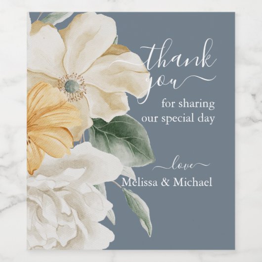 ETWAS BLAU - Elegante Blumen auf Blauer Hochzeit Weinetikett (Einzelnes Label)