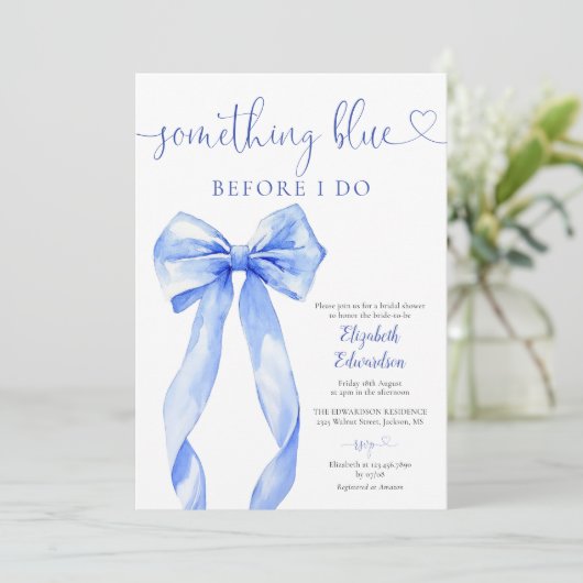 Etwas Blue Bow Brautparty Einladung (Stehend Vorderseite)