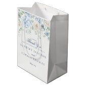 Etwas Blue Floral Hydrangea Gastgeschenk Hochzeit Mittlere Geschenktüte (Rückseite Schrägansicht)