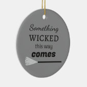 Etwas, das so verdreht ist keramik ornament (Rechts)