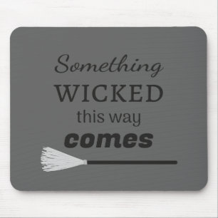 Etwas, das so verdreht ist mousepad