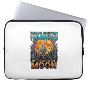 Etwas Heimsuchender Mond Halloween Zombie Hand Gra Laptopschutzhülle
