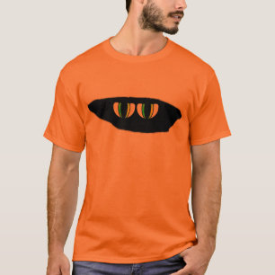 Etwas sieht einem zu T-Shirt