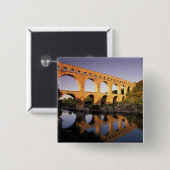EU, Frankreich, Provence, Gard, Pont du Gard. Button (Vorne & Hinten)