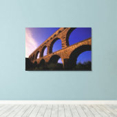 EU, Frankreich, Provence, Gard, Pont du Gard. Leinwanddruck (Insitu (Holzboden))