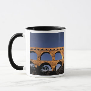 EU, Frankreich, Provence, Gard, Pont du Gard. Römi Tasse