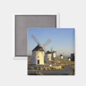 EU, Spanien, La Mancha, Consuegra. Windmühlen und Magnet (Vorderseite/Rückseite)