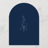 Eucalyptus Springs Script Navy Blaues Bogenförmige Einladung (Rückseite)