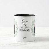 Eucalyptus Wreath Basset Hound Dog Monogram Tasse (Zentrum)