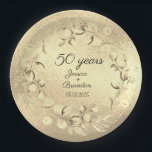 Eukalyptus 50. Goldener Hochzeitstag Pappteller<br><div class="desc">Eukalyptus,  Goldkranz,  fünfzig Jahre goldene Teller zum 50. Geburtstag der Hochzeit. Moderne,  elegante botanische Teller.</div>