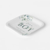 Eukalyptus Botanical Green Letter Boy Baby Dusche Pappteller (Gewinkelt)