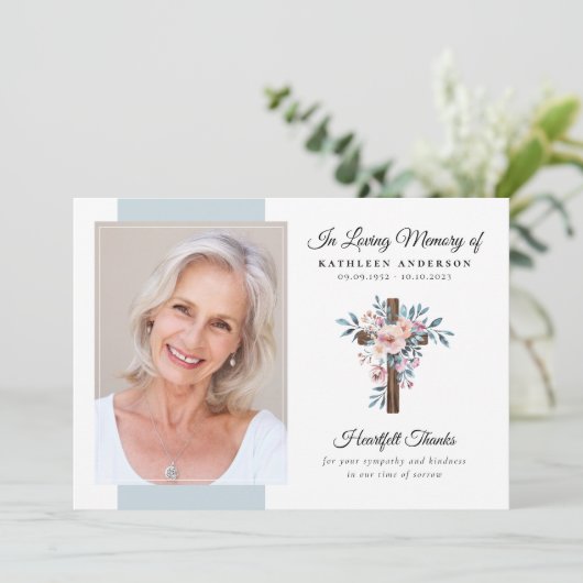 Eukalyptus-Cross-Beerdigung Dankeskarte (Stehend Vorderseite)