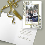 Eukalyptus & Golden Pine Frohe Weihnachten Foto<br><div class="desc">Diese Urlaubskarte ist festlich, einzigartig und schön. Es zeichnet sich durch ein prächtiges Design mit Ihrem Foto in einem goldenen Imitat-Folie Rahmen umgeben von handbemalten Aquarellkiefer-Äste und Eukalyptus-Blätter in den Tönen von Salbei und Gold aus. Die bearbeitbare Unterschrift lautet "Frohe Weihnachten", und innen ist Platz für einen Gruß und eine...</div>