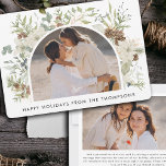 Eukalyptus-Grüne Weihnachten<br><div class="desc">Feiern Sie Ihren Urlaub in einem Stil, der so einzigartig ist wie Ihre Familie mit unserer "Botanischen Eukalyptus Greenery Custom Christmas Holiday Card". Diese Karte erweckt wunderbar das Wesen des Kongresses und des botanischen Charmes mit einem Aquarellkranz aus eukalyptusgrünen Pflanzen und schafft so ein modernes und minimalistisches Design. Es eignet...</div>