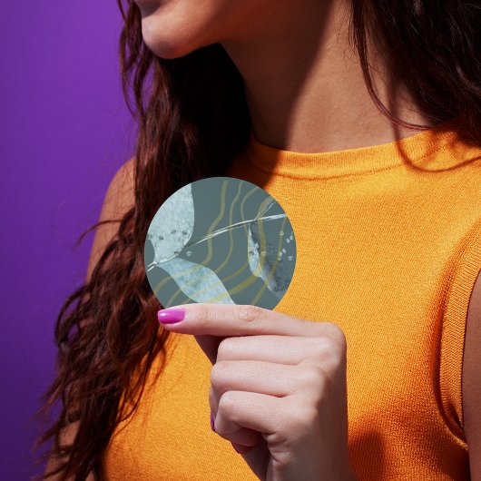 Eukalyptus in Aquarellfarben, Goldwaden | Moderne Runder Aufkleber