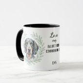 Eukalyptus-Kranz-Bluetick-Coonhound-Monogramm Tasse (Vorderseite Links)