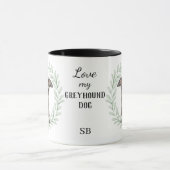 Eukalyptus-Kranz-Greyhound-Hund-Monogramm Tasse (Zentrum)