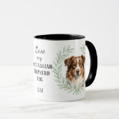 Eukalyptus-Kranz Roter Merle Aussie Monogramm Tasse (VorderseiteRechts)