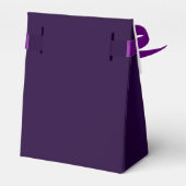 Eukalyptus Lila Plum Botanische Initialen Hochzeit Geschenkschachtel (Rückseite)