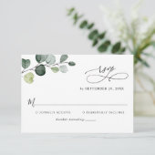 Eukalyptus Verlasst Greenery Monogram RSVP Card Karte (Stehend Vorderseite)