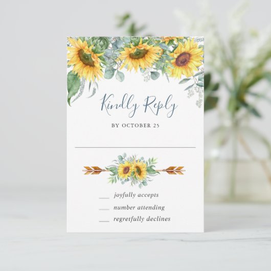 Eukalyptus Wedding RSVP Card (Stehend Vorderseite)