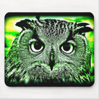 Eule geht Grün Mousepad