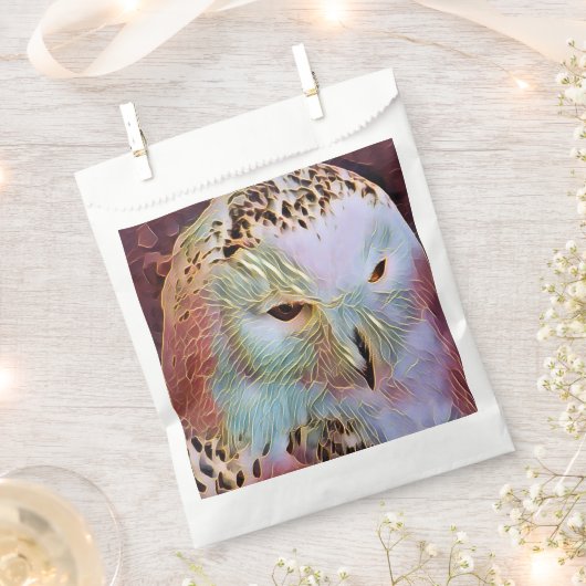 EULE GESCHENKTÜTCHEN (Ausgeschnitten)