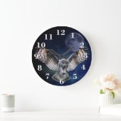 Eule im Flug Große Wanduhr (Zuhause)