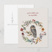 Eule in einem Blumenkranz - In Gedanken bei Dir Postkarte (Vorne/Hinten)