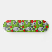 Eule in rote Rosen Skateboard (Horizontal)